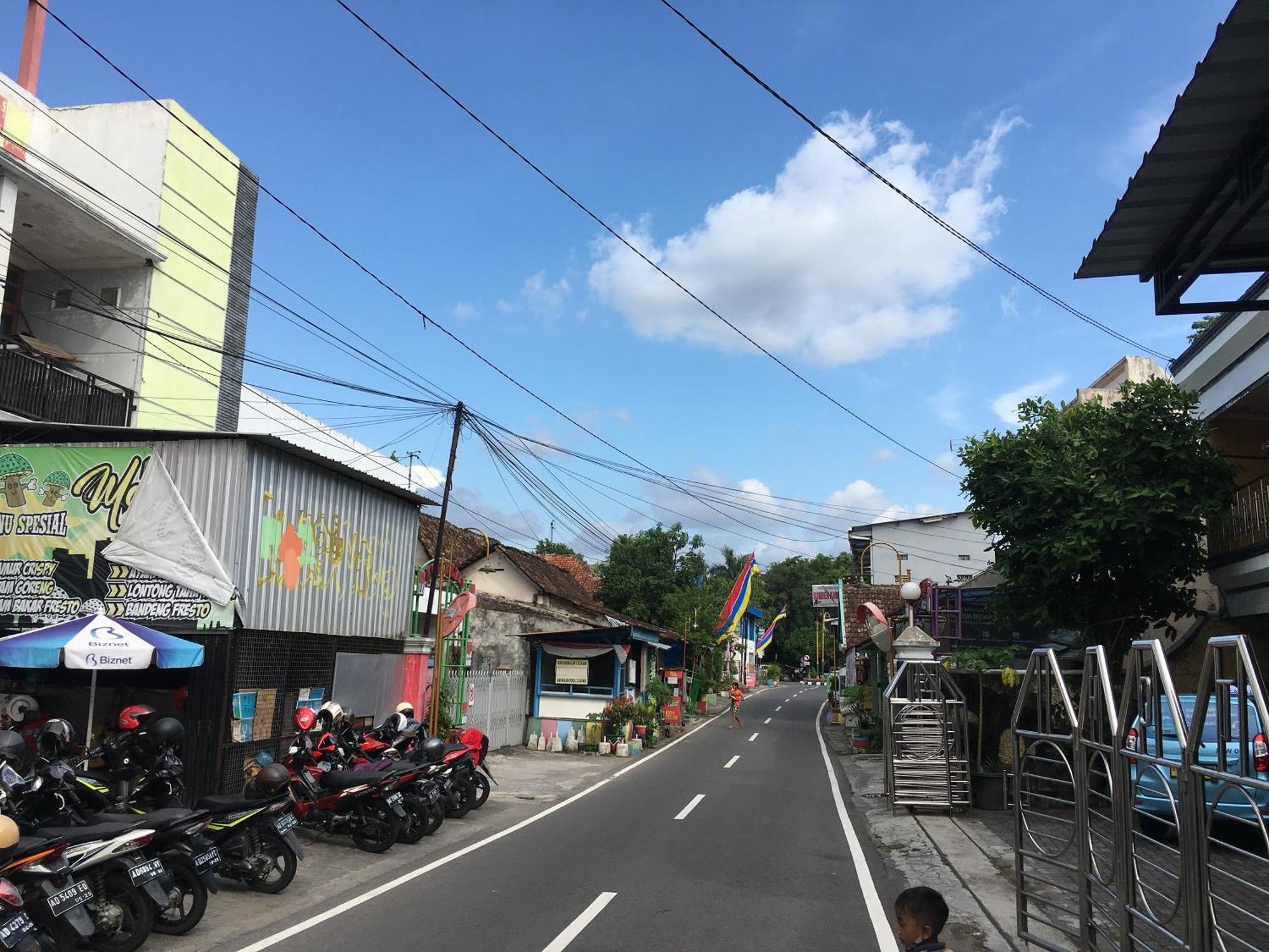 Hotel Alami Klaten Bagian luar foto